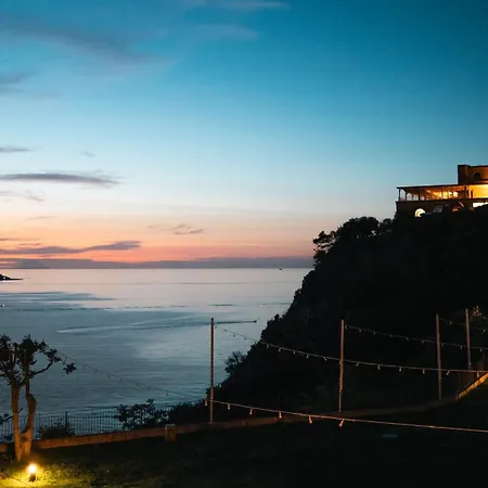 Altafiumara & Hotel 4*