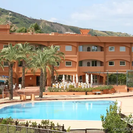 Altafiumara & Hotel