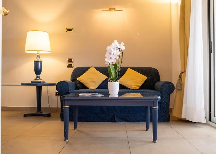 Hotell Altafiumara & Villa San Giovanni