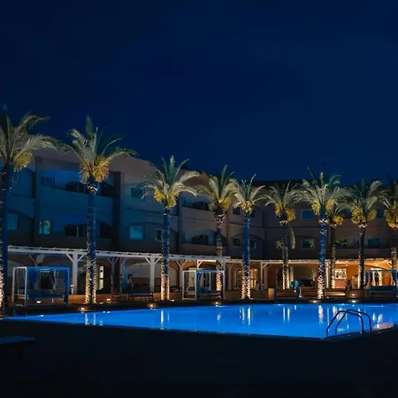 Altafiumara & Hotel 4*