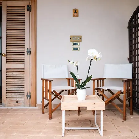 Hotel Altafiumara & 4*