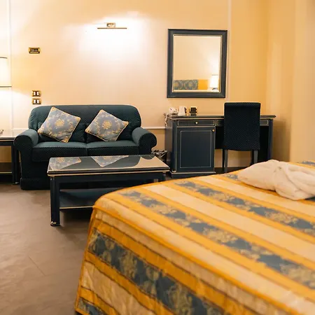 Hotel Altafiumara & 4*