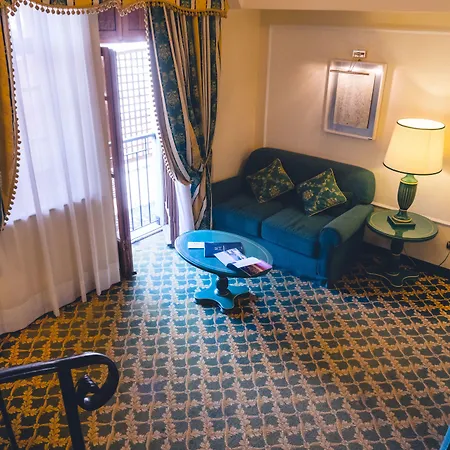 Hotel Altafiumara & 4*