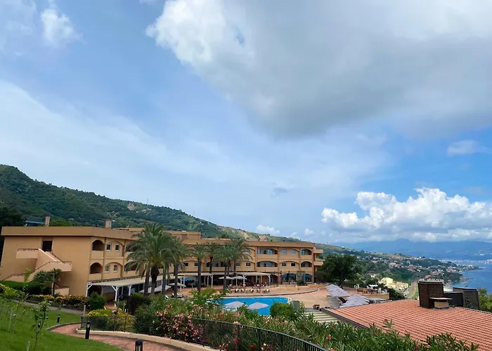 Altafiumara & Villa San Giovanni