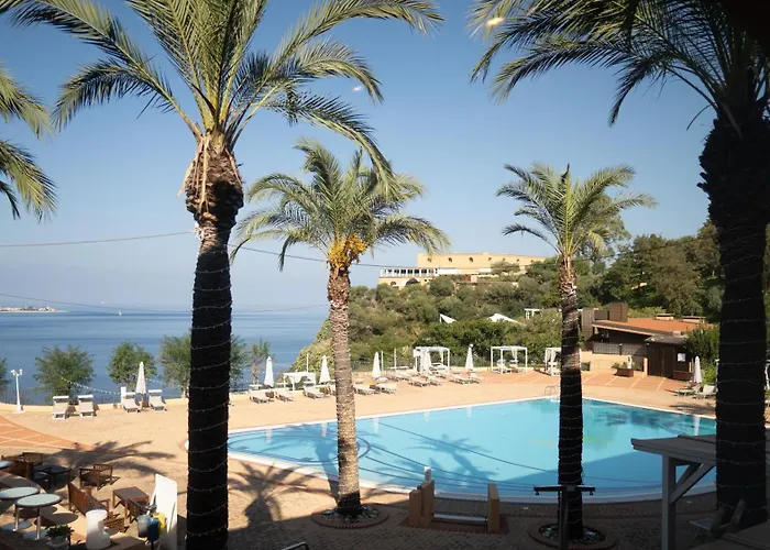 Altafiumara & 4* Villa San Giovanni