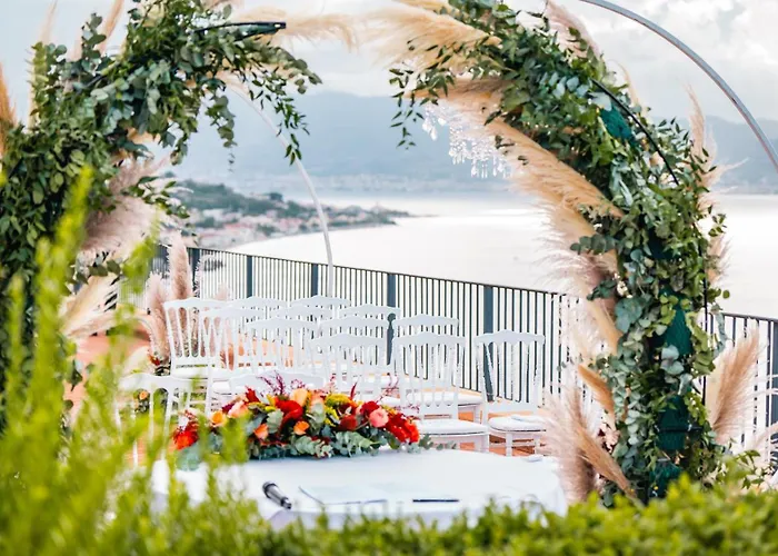 Altafiumara & 4* Villa San Giovanni